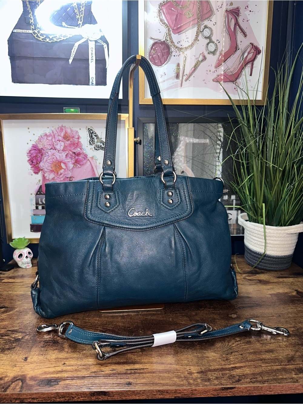 2012 Coach Ashley tote bag